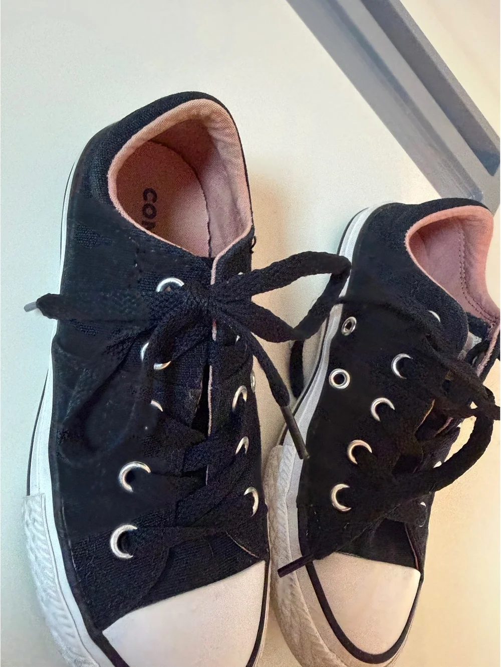 Converse these junior